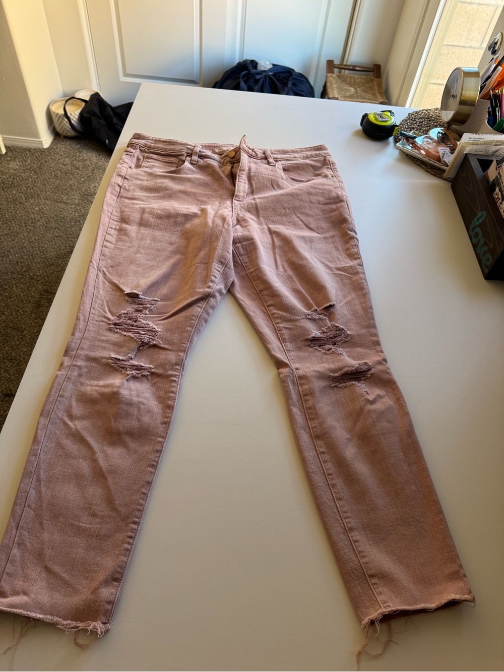 Universal Thread Rose-Pink Denim Jeans